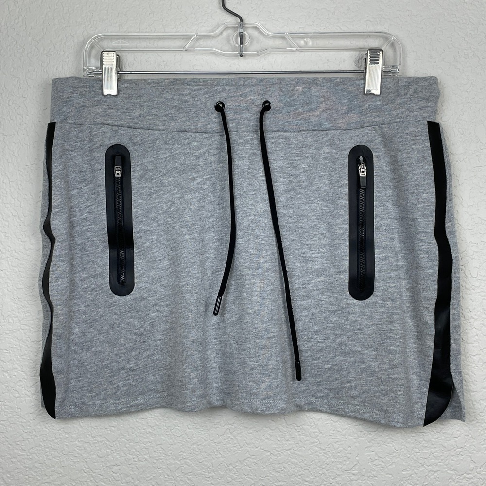 Fabletics Amara Skirt Womens Large Gray French Terry Mini Black Zip Pockets